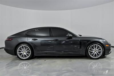 2020 Porsche Panamera   - Photo 14 - Joliet, IL 60435