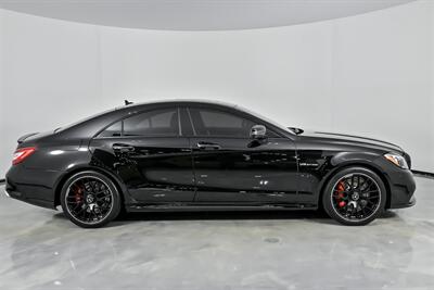 2015 Mercedes-Benz CLS CLS 63 AMG S-Model   - Photo 14 - Joliet, IL 60435