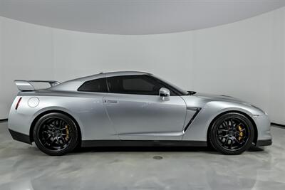 2009 Nissan GT-R Premium-$40K MODS-MINT GT-R!   - Photo 13 - Joliet, IL 60435