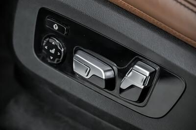 2021 BMW X7 ALPINA XB7   - Photo 27 - Joliet, IL 60435