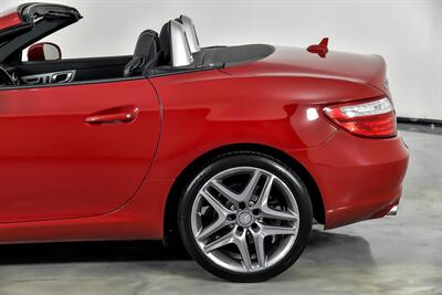 2013 Mercedes-Benz SLK SLK 250   - Photo 9 - Joliet, IL 60435
