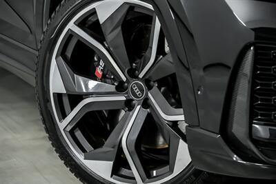 2023 Audi RS Q8 4.0T quattro   - Photo 4 - Joliet, IL 60435