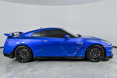 2024 Nissan GT-R Premium   - Photo 14 - Joliet, IL 60435