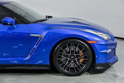 2024 Nissan GT-R Premium   - Photo 15 - Joliet, IL 60435