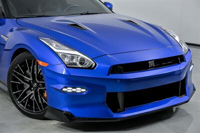 2024 Nissan GT-R Premium   - Photo 3 - Joliet, IL 60435