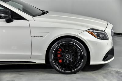 2017 Mercedes-Benz CLS AMG CLS 63 S   - Photo 15 - Joliet, IL 60435