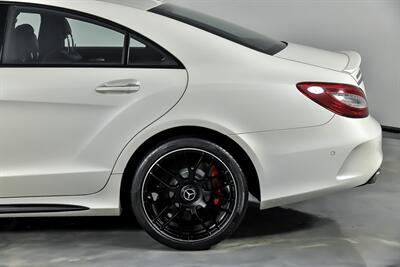 2017 Mercedes-Benz CLS AMG CLS 63 S   - Photo 9 - Joliet, IL 60435