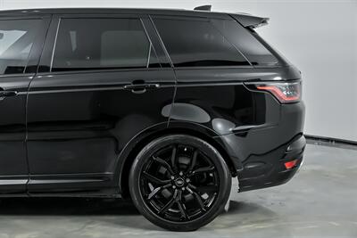2022 Land Rover Range Rover Sport SVR Carbon Edition   - Photo 9 - Joliet, IL 60435