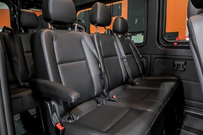 2024 Mercedes-Benz Sprinter 2500   - Photo 12 - Joliet, IL 60435