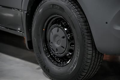 2024 Mercedes-Benz Sprinter 2500   - Photo 4 - Joliet, IL 60435