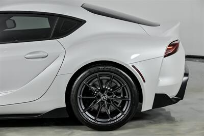 2023 Toyota GR Supra 3.0   - Photo 9 - Joliet, IL 60435