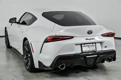 2023 Toyota GR Supra 3.0   - Photo 10 - Joliet, IL 60435