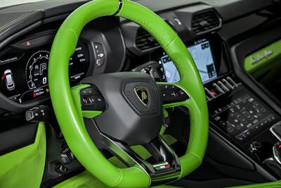 2022 Lamborghini Urus - Photo 26 - Joliet, IL 60435