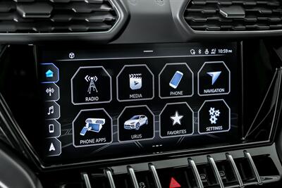 2022 Lamborghini Urus - Photo 35 - Joliet, IL 60435