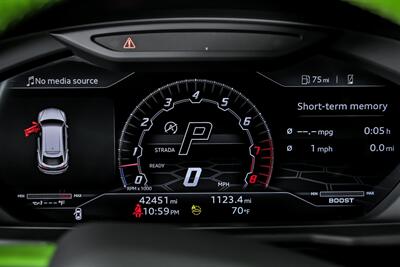 2022 Lamborghini Urus - Photo 28 - Joliet, IL 60435