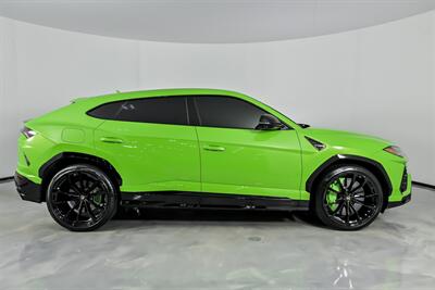 2022 Lamborghini Urus - Photo 14 - Joliet, IL 60435