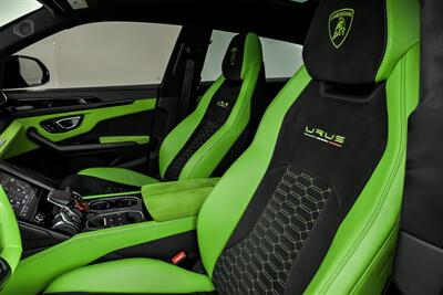 2022 Lamborghini Urus - Photo 23 - Joliet, IL 60435