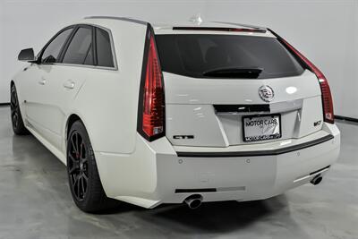 2014 Cadillac CTS-V -RARE MANUAL TRANS WAGON!   - Photo 10 - Joliet, IL 60435