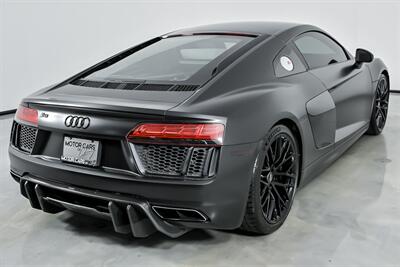 2017 Audi R8 5.2 quattro V10   - Photo 12 - Joliet, IL 60435