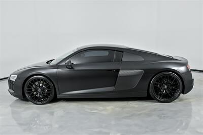 2017 Audi R8 5.2 quattro V10   - Photo 8 - Joliet, IL 60435