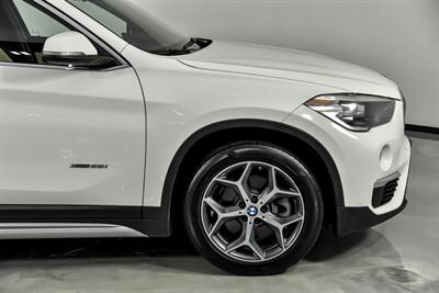 2018 BMW X1 xDrive28i   - Photo 15 - Joliet, IL 60435