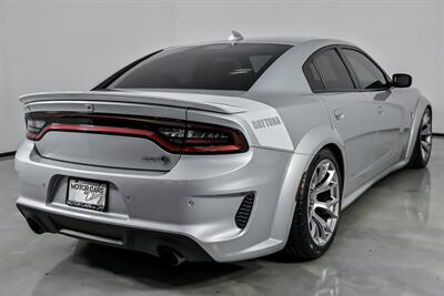 2020 Dodge Charger SRT Hellcat Daytona 50th Anniv.   - Photo 11 - Joliet, IL 60435