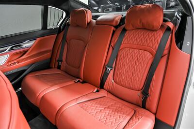 2020 BMW 750i xDrive - Photo 25 - Joliet, IL 60435