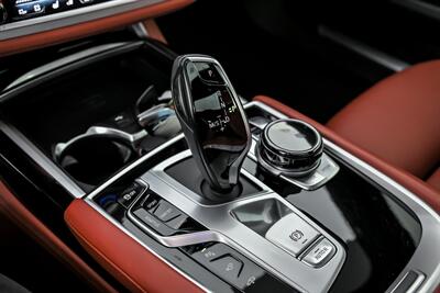 2020 BMW 750i xDrive - Photo 38 - Joliet, IL 60435