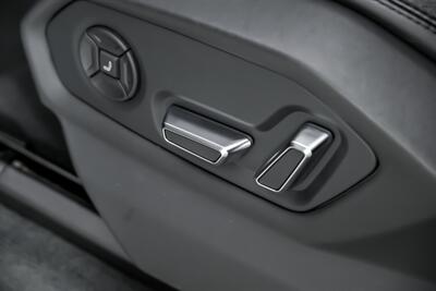 2021 Lamborghini Urus -FACTORY MATTE BLACK-BIG MSRP   - Photo 27 - Joliet, IL 60435