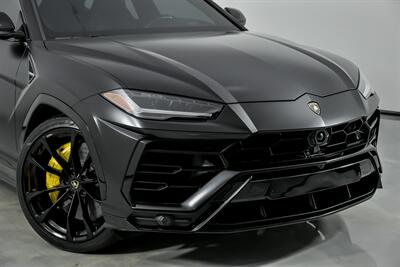 2021 Lamborghini Urus -FACTORY MATTE BLACK-BIG MSRP   - Photo 3 - Joliet, IL 60435
