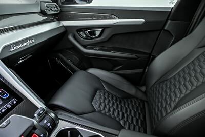 2021 Lamborghini Urus -FACTORY MATTE BLACK-BIG MSRP   - Photo 42 - Joliet, IL 60435
