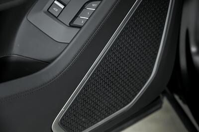 2021 Lamborghini Urus -FACTORY MATTE BLACK-BIG MSRP   - Photo 20 - Joliet, IL 60435