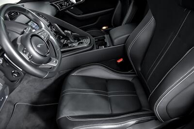 2016 Jaguar F-TYPE R   - Photo 22 - Joliet, IL 60435
