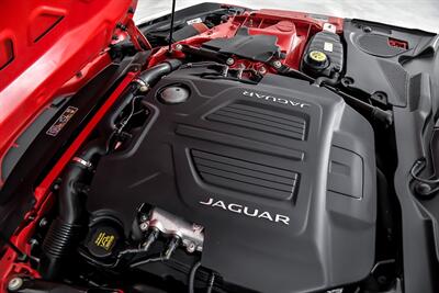 2016 Jaguar F-TYPE R   - Photo 17 - Joliet, IL 60435