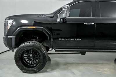 2024 GMC Sierra 2500HD Denali Ultimate-$30K MODS-JACKED DENALI!   - Photo 7 - Joliet, IL 60435