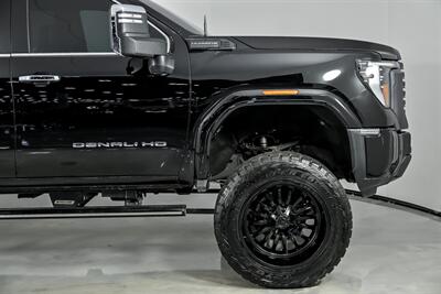 2024 GMC Sierra 2500HD Denali Ultimate-$30K MODS-JACKED DENALI!   - Photo 15 - Joliet, IL 60435