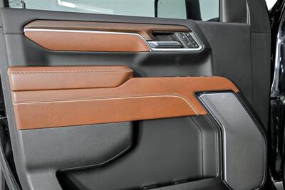 2024 GMC Sierra 2500HD Denali Ultimate-$30K MODS-JACKED DENALI!   - Photo 18 - Joliet, IL 60435