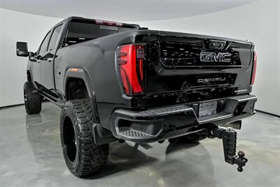 2024 GMC Sierra 2500HD Denali Ultimate-$30K MODS-JACKED DENALI!   - Photo 10 - Joliet, IL 60435