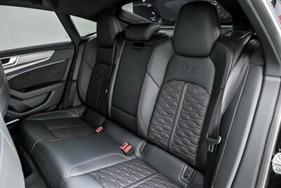 2021 Audi RS 7 4.0T quattro - Photo 22 - Joliet, IL 60435