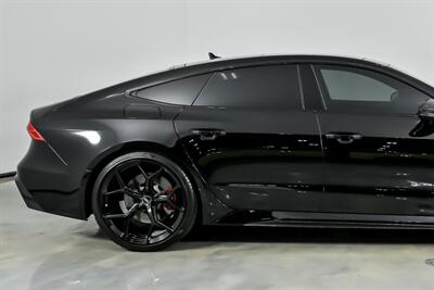 2021 Audi RS 7 4.0T quattro - Photo 12 - Joliet, IL 60435