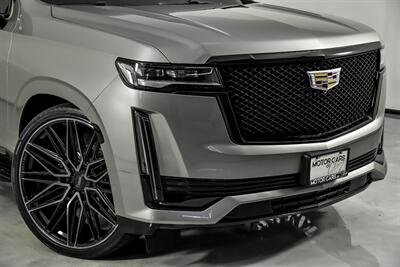 2021 Cadillac Escalade Premium Luxury   - Photo 3 - Joliet, IL 60435