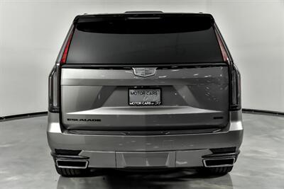 2021 Cadillac Escalade Premium Luxury   - Photo 11 - Joliet, IL 60435