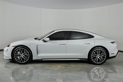 2020 Porsche Taycan Turbo   - Photo 8 - Joliet, IL 60435