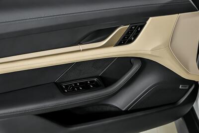 2020 Porsche Taycan Turbo   - Photo 17 - Joliet, IL 60435
