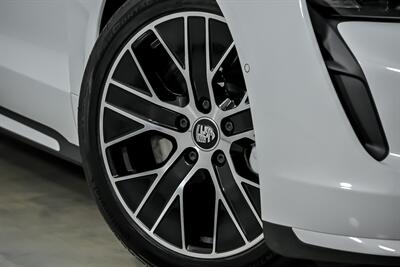 2020 Porsche Taycan Turbo   - Photo 4 - Joliet, IL 60435