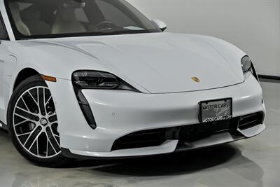 2020 Porsche Taycan Turbo   - Photo 3 - Joliet, IL 60435