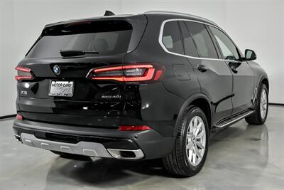 2023 BMW X5 xDrive40i - Photo 12 - Joliet, IL 60435