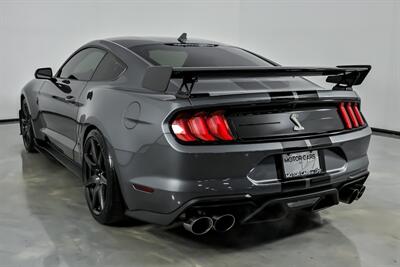2021 Ford Mustang Shelby GT500-CFTP!   - Photo 9 - Joliet, IL 60435
