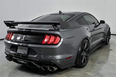 2021 Ford Mustang Shelby GT500-CFTP!   - Photo 11 - Joliet, IL 60435