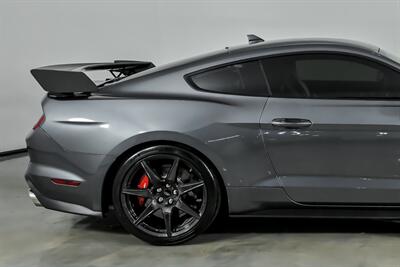 2021 Ford Mustang Shelby GT500-CFTP!   - Photo 13 - Joliet, IL 60435